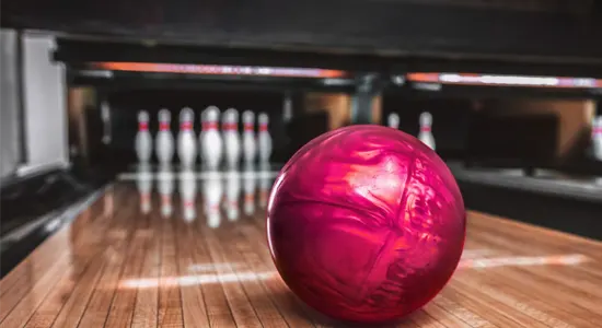 bowling-ball-pins-plastic