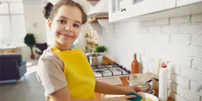 Girl-yellow-dress-kitchen-plastic-fibers