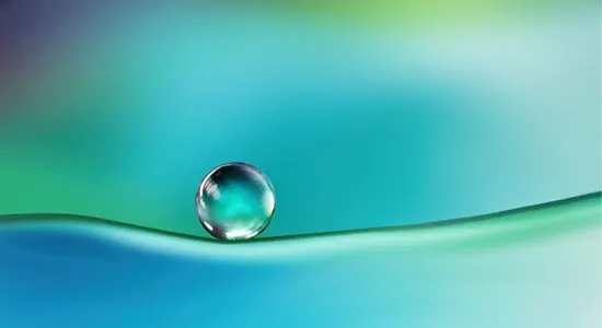 water-drop-on-green-leaf