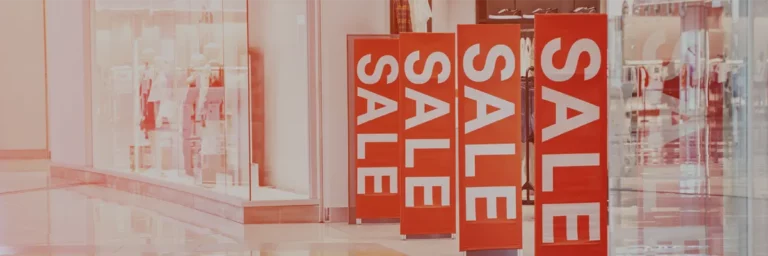 sale-signs-display-graphics-at-department-store