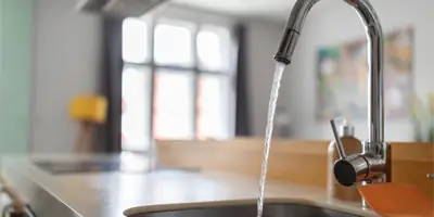 water-from-kitchen-faucet