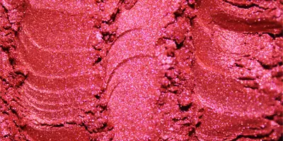 Chione-Electric-Scarlet-shade-effect-pigments